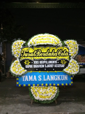 Papan Bunga Duka di Arse